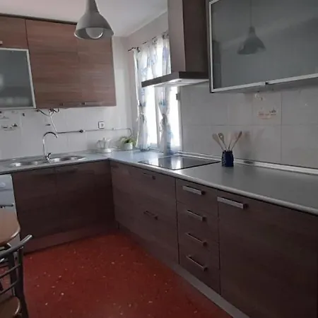 Victoria Apartment *